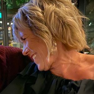 Meet your Posher, Deb
